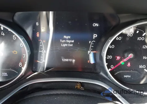 2018 Jeep Compass Latitude 4X4 из США, поврежденный, VIN 3C4NJDBB9JT436746